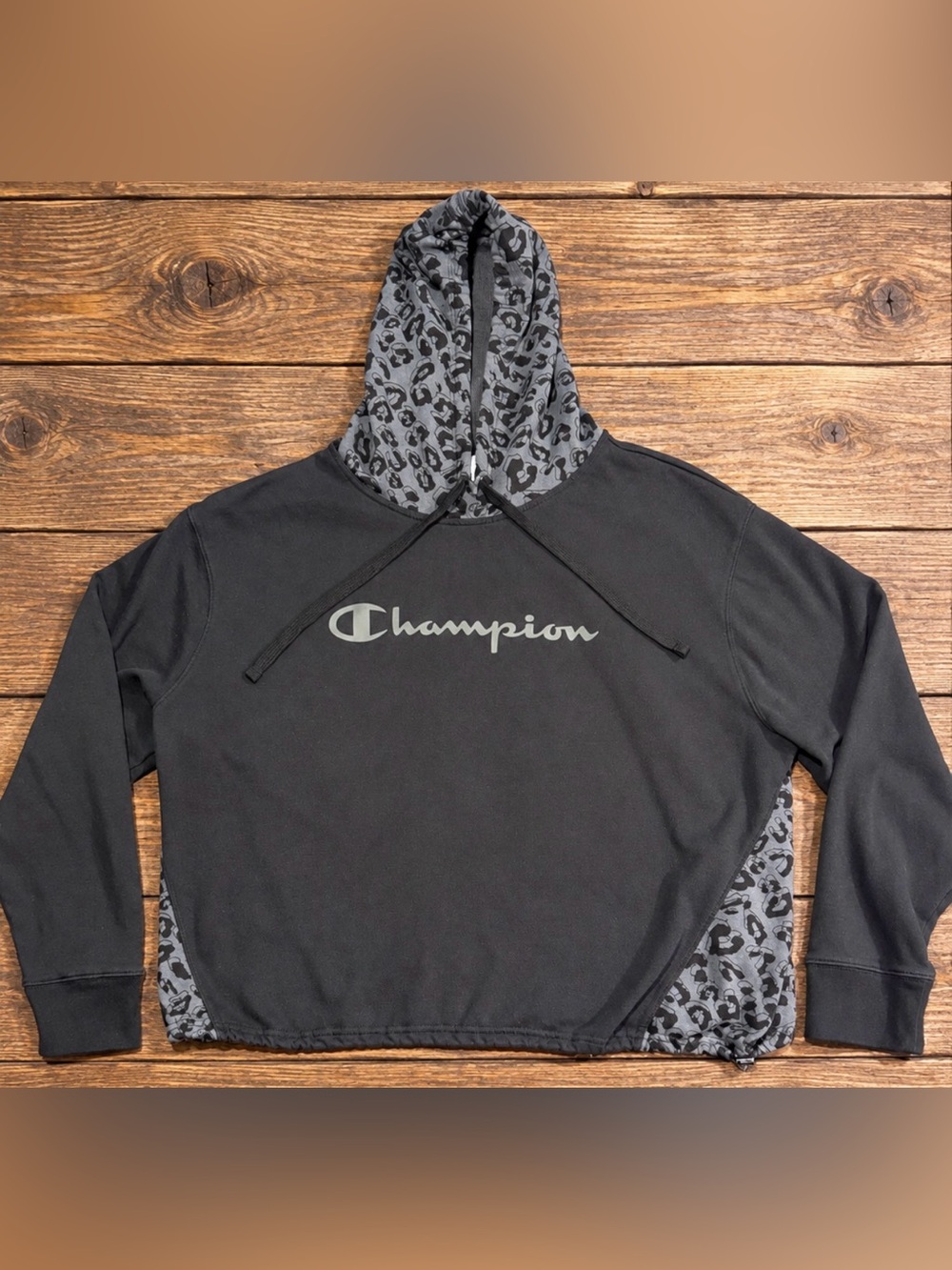 Champion Men’s XXL Black Hoodie Leopard Print Pullover Sweatshirt